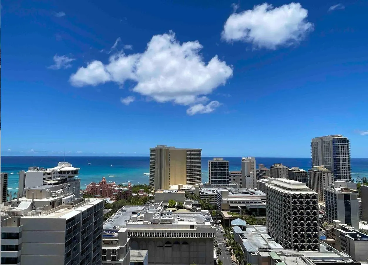 Ferienwohnung 28Th Floor Breathtaking Ocean View With A Kitchen-Free Parking-Corner Unit-King Bed Honolulu